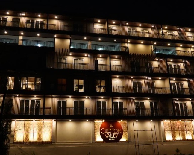 Clifton Valley exterior