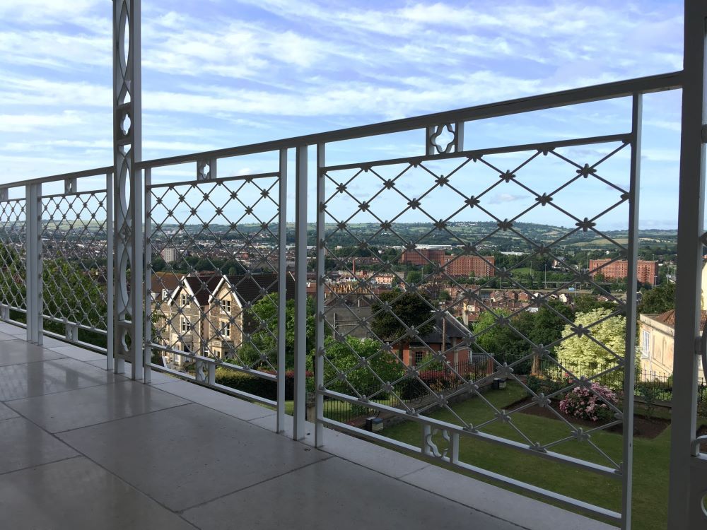balcony Image 3